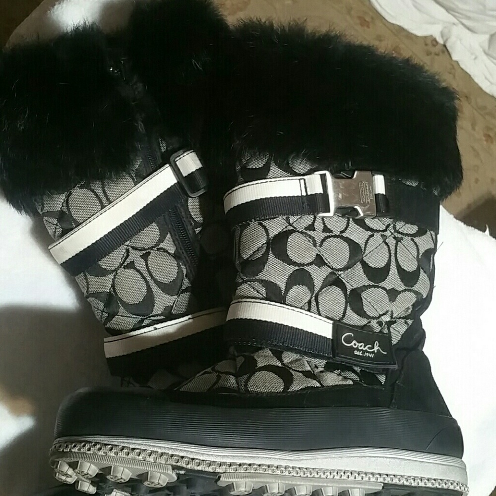 Coach winter boots